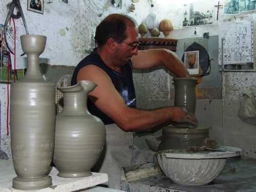 Ceramica lavorazione al tornio - Gir