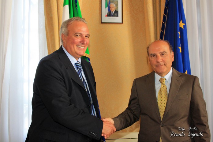 taranto 07 09 2015prefettura incontro con il nuovo questore