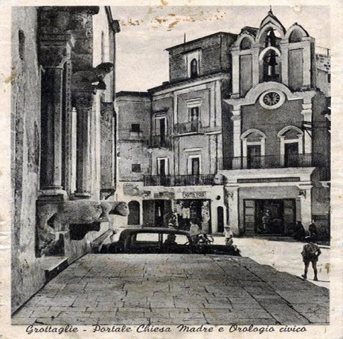 Piazza Margherita e orologio civico