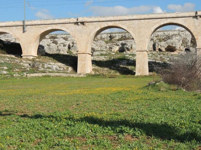 gravina pensieri h