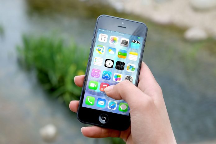 iphone-410311_1280 phishing