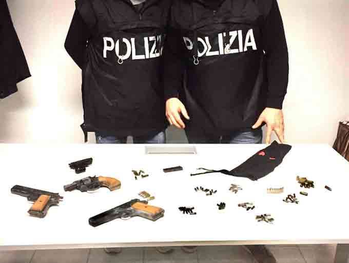 polizia-armi